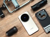 Import Vivo X300 Pro i bardziej kompaktowego flagowca Vivo X300 z aparatem Zeiss: Niektórzy sprzedawcy detaliczni już podają ceny euro za chiński model. (Źródło zdjęcia: Weibo)