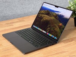 W recenzji: Apple MacBook Pro 14 M3 Max. Model testowy dzięki uprzejmości Apple Niemcy.