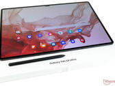 Trio Galaxy Tab S8 to pierwsze tablety Samsunga, które otrzymają One UI 5. (Źródło obrazu: NotebookCheck)