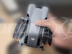 Oczekuje się, że DJI Mini 5 Pro będzie ważył mniej niż 250 g, pomimo różnych plotek o ulepszeniach sprzętowych. (Źródło zdjęcia: via DroneXL)