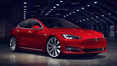 Tesla Model S (źródło zdjęcia: EV Database)