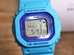 Zegarek Casio GLX-S5610-2 (na zdjęciu) posiada funkcje związane z surfingiem. (Źródło zdjęcia: Mynavi News)