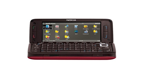 Po otwarciu Nokia E90 Communicator wygląda jak miniaturowy komputer. (Źródło zdjęcia: Nokia)
