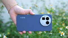 Realme GT 8 Pro jest wyposażony w wymienny moduł kamery Ricoh GR, co zostało ujawnione na praktycznych zdjęciach, zdjęciach prasowych i filmie promocyjnym. (Źródło obrazu: @feni_book)