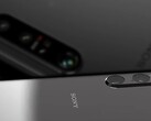 Oczekuje się, że Sony Xperia 1 V będzie wyposażona w przeważnie większe czujniki aparatu niż poprzednik. (Źródło obrazu: @OnLeaks/Sony - edytowane)