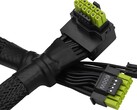 Kabel ASRock 12V-2x6 w kształcie litery L z zielonymi wtykami. (Źródło zdjęcia: ASRock)