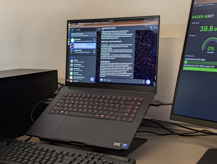 Intel Blade 16 ma taką samą konstrukcję zewnętrzną jak istniejący AMD Blade 16