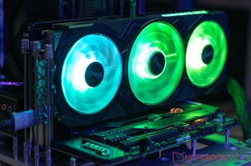 KFA2 GeForce RTX 4070 EX Gamer podczas testu emisji hałasu