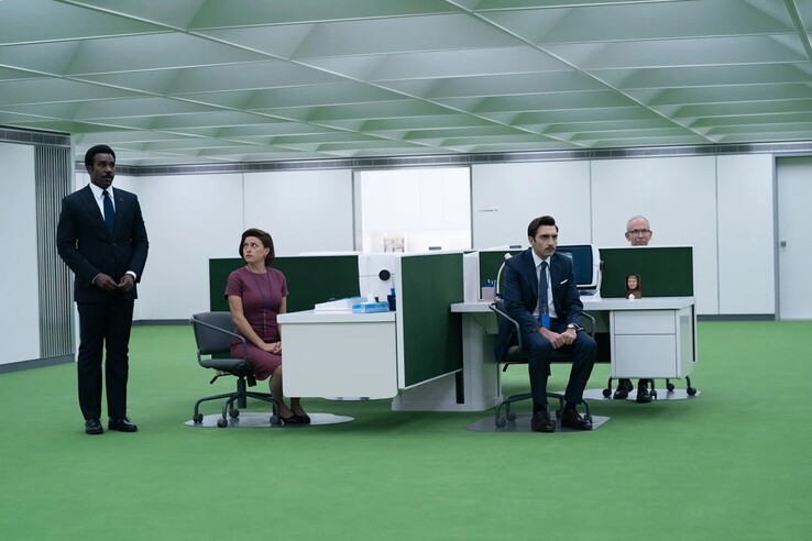 Sezon 2 serialu Severance został nakręcony głównie przy użyciu kamery Sony Venice 2, która służyła jako kamera A przez cały sezon. (Źródło obrazu: Apple TV+)