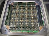 Superkomputer Tesla Dojo AI z płytką o mocy 15 kW (Źródło: Steve Jurvetson)