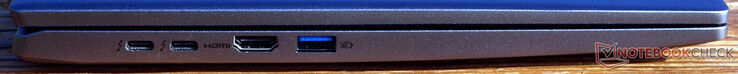 Złącza po lewej: 2 x Thunderbolt 4, HDMI 2.1, USB-A (5 Gbit/s, zawsze włączone)