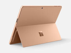 Surface Pro 12 w kolorze Dune.