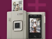 Hybrydowy aparat natychmiastowy Fujifilm Instax LiPlay+ może drukować kolaże fotograficzne przy użyciu zdjęć wykonanych przednim i tylnym aparatem. (Źródło zdjęcia: Fujifilm)