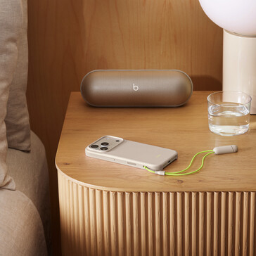 Etui Beats Kickstand. (Źródło zdjęcia: Apple)