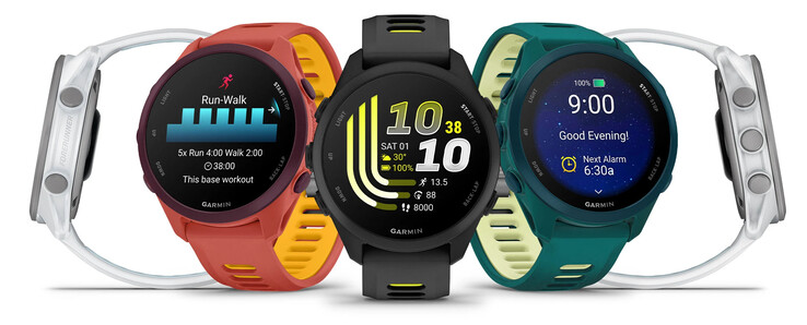 Garmin oferuje Forerunner 170 w czterech opcjach kolorystycznych.