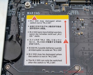 Ważna uwaga dotycząca korzystania z dysku U.2 SSD