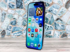 Pomimo wysokiej ceny, Apple iPhone Air ma tylko jedną tylną kamerę. (Źródło obrazu: Notebookcheck)