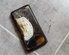 Bateria Google Pixel 6a może nadal stwarzać ryzyko pożaru pomimo aktualizacji. (Źródło zdjęcia: footymanageraddict, Reddit)