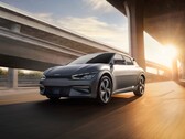 Potencjalni nabywcy będą musieli wydać znacznie więcej pieniędzy, aby dostać w swoje ręce najtańszą Kia EV6 z 2023 roku (Image: Kia)