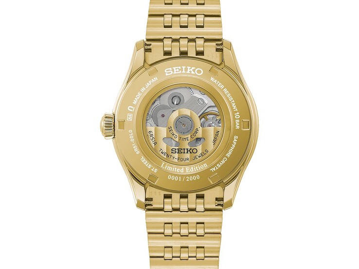 Złocisty dekiel zegarka Seiko Presage Classic x Tradman’s Bonsai, na którym widoczny jest mechanizm automatyczny, oznaczenie limitowanej edycji oraz numer seryjny.