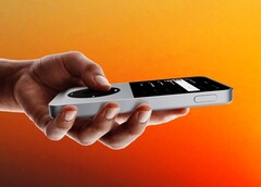 Sudo mocno przypomina Apple iPod Classic.