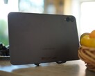 Teclast T65 jest dość duży i oferuje sporo funkcji, które zwykle można znaleźć w znacznie droższych tabletach