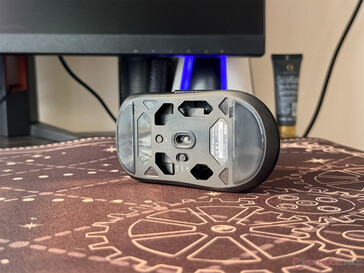 Przełącznik zmiany trybu na dole