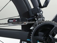 CycleClick można zamontować bezpośrednio na łańcuchu rowerowym. (Źródło zdjęcia: BikeOn)