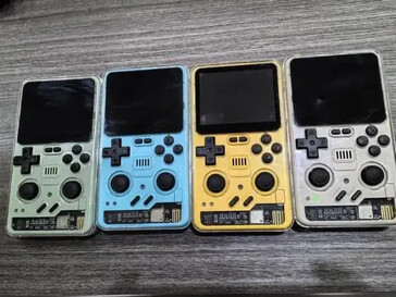 (Źródło obrazu: Retro Handhelds i r/SBCGaming)