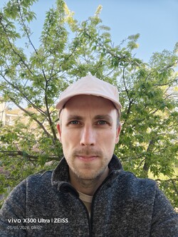 Nagrywanie selfie przednim aparatem 
