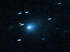 Obraz komety międzygwiezdnej 3I/ATLAS uchwycony przez Hubble&#039;a (źródło obrazu: NASA, ESA, David Jewitt i Joseph DePasquale; wykadrowane)