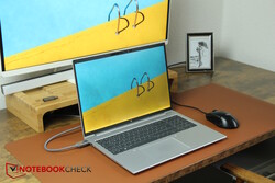 Recenzja HP EliteBook 865 G10: urządzenie do recenzji zostało uprzejmie dostarczone przez HP