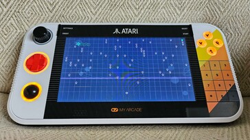 Klasyczna stonoga po liftingu (źródło zdjęcia: Marc Zander, Notebookcheck)