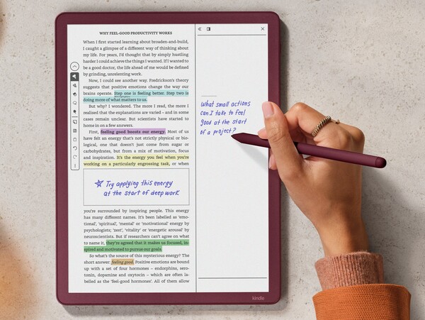 Kindle Scribe Colorsoft jest dostarczany z długopisem Premium w pudełku. (Źródło obrazu: Amazon)