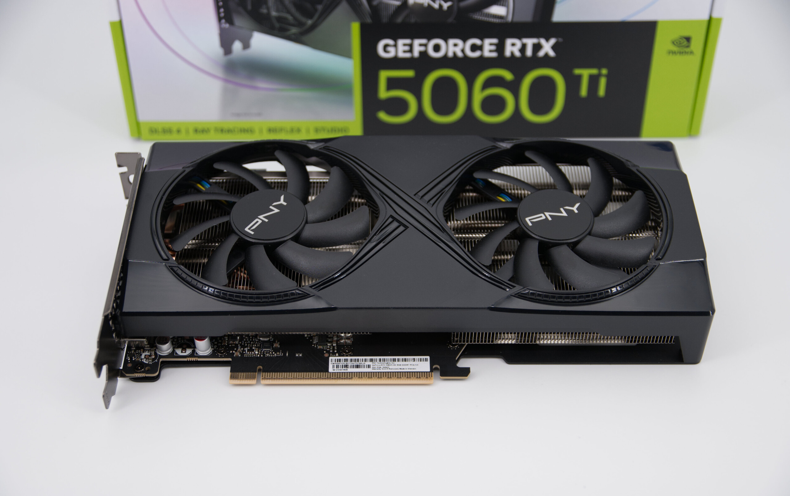 Karta graficzna PNY GeForce RTX 5060 Ti OC