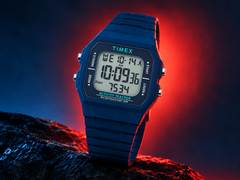 Zegarek Timex TW5M55700JQ posiada ośmiokątną kopertę z żywicy o średnicy 40 mm