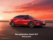 Xiaomi prezentuje SU7 w kolorze Blazing Red z 