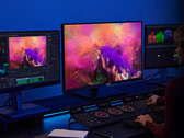 ProArt Display PA32UCXR posiada między innymi czujnik światła otoczenia i wbudowany kolorymetr. (Źródło obrazu: ASUS)