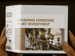 Huawei Mate XT, na zdjęciu, powinien spotkać się w tym roku z alternatywą Samsunga. (Źródło zdjęcia: Huawei)