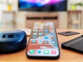 iOS 18 z blokadą aplikacji Face ID i trybem ciemnym dla ikon aplikacji (Źródło: Notebookcheck)
