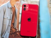 Apple iPhone 16 będzie miał podobny układ kamer do iPhone'a 11. (Źródło zdjęcia: Vựa Táo)