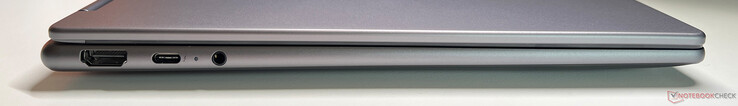Po lewej: HDMI 1.4b, USB-C 4.0 z Thunderbolt 4 (40 Gbit/s, DisplayPort 2.1, Power Delivery 3.0), 3,5-mm audio