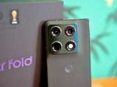 Motorola Razr Fold dokłada wszelkich starań, aby stać się najlepszym telefonem składanym wyposażonym w aparat fotograficzny.