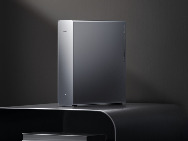 Router BE19000 Pro mierzy 242 x 70 x 273 mm.