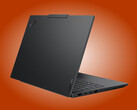 Komputer ThinkPad E14 Gen 8 AMD jest dostępny wyłącznie w czarnym wykończeniu.