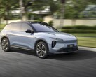 NIO ES6 to wielofunkcyjny kompaktowy SUV z napędem elektrycznym i świetnymi osiągami. (Źródło zdjęcia: NIO)