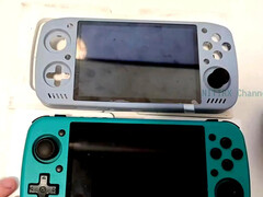 KT-R1S jest wyposażony w wyświetlacz 3:2; KT-Pocket wskazuje, że wariant 4:3 może pojawić się później. (Źródło obrazu: via Nittrx)