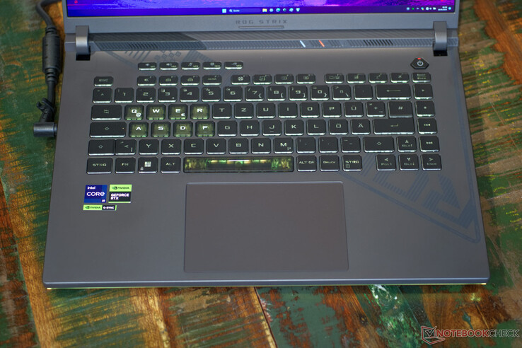 Clickpad i klawiatura z podświetleniem RGB