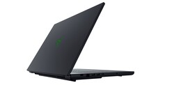 Tylny kąt laptopa do gier Razer Blade 18 (źródło obrazu: Razer PR)