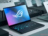 ASUS nadal oferuje serię ROG Zephyrus G w dwóch rozmiarach. (Źródło obrazu: Notebookcheck)
